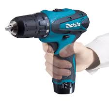 Furadeira e Parafusadeira de Impacto Makita HP330DWE 12V 3/8" 110-220V
